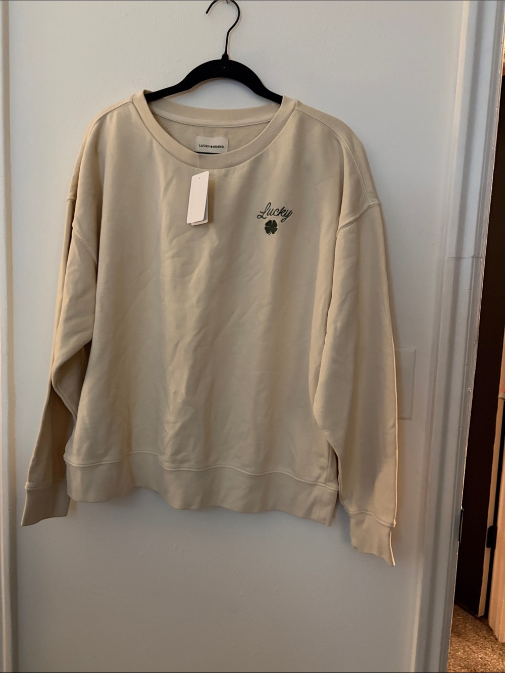 Lucky Brand Cream women’s Crewneck Sweatshirt